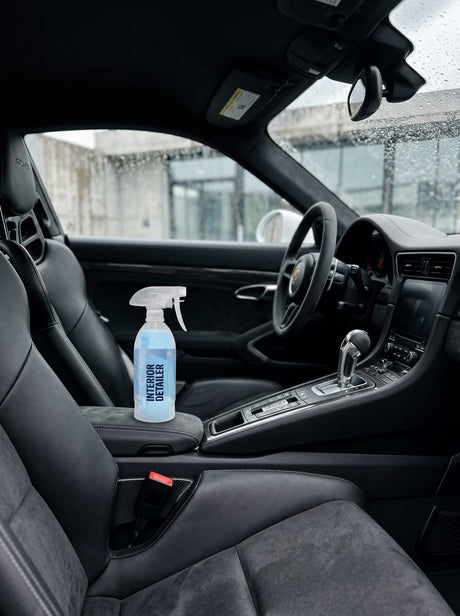 Sauberes Cockpit nach dem 90-Minuten-Reset mit GYEON Purify
